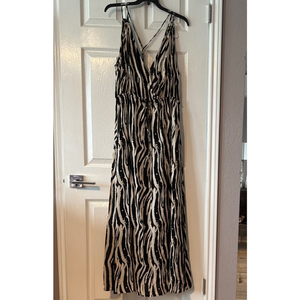 ELAN Elegant Black and Beige Maxi Coverup Dress